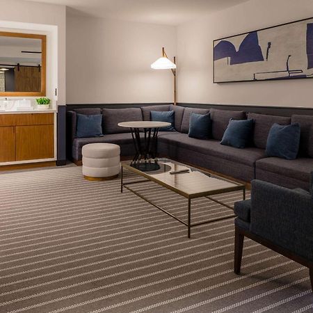 Cambria Hotel Boston ซอเมอร์วิลล์ ภายนอก รูปภาพ