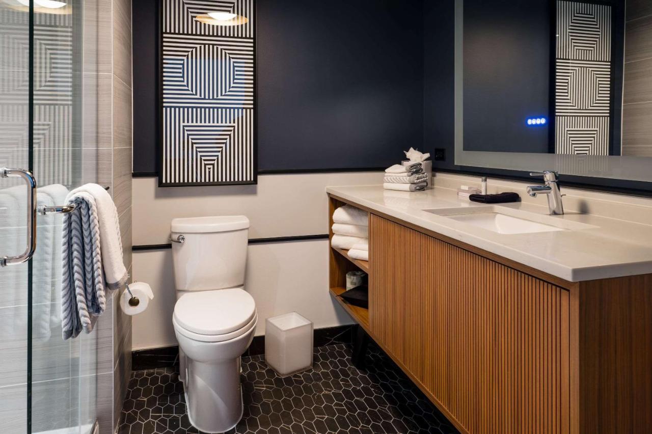 Cambria Hotel Boston ซอเมอร์วิลล์ ภายนอก รูปภาพ