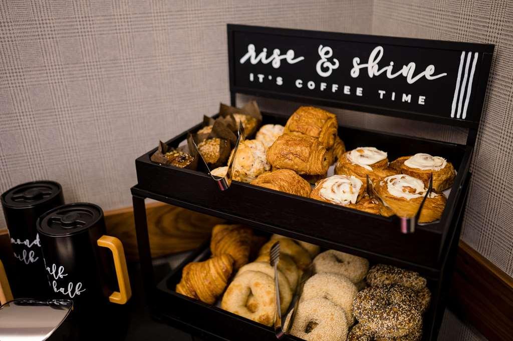 Cambria Hotel Boston ซอเมอร์วิลล์ ภายนอก รูปภาพ