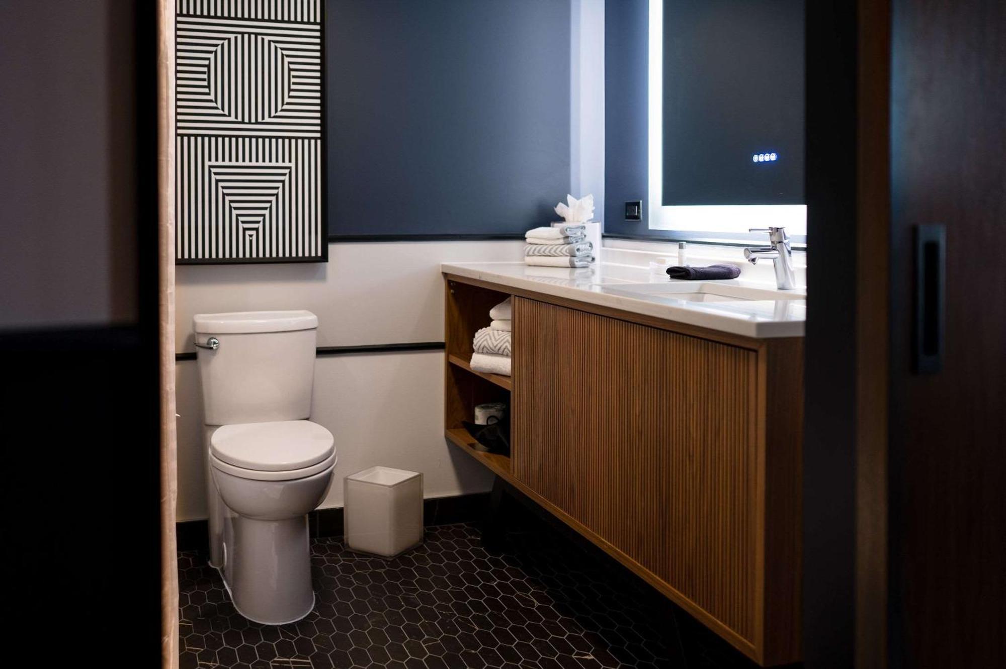 Cambria Hotel Boston ซอเมอร์วิลล์ ภายนอก รูปภาพ