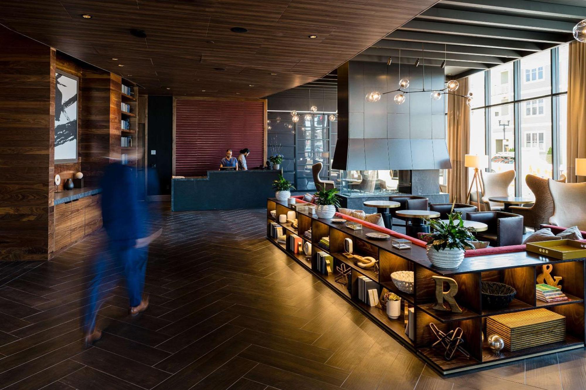 Cambria Hotel Boston ซอเมอร์วิลล์ ภายนอก รูปภาพ