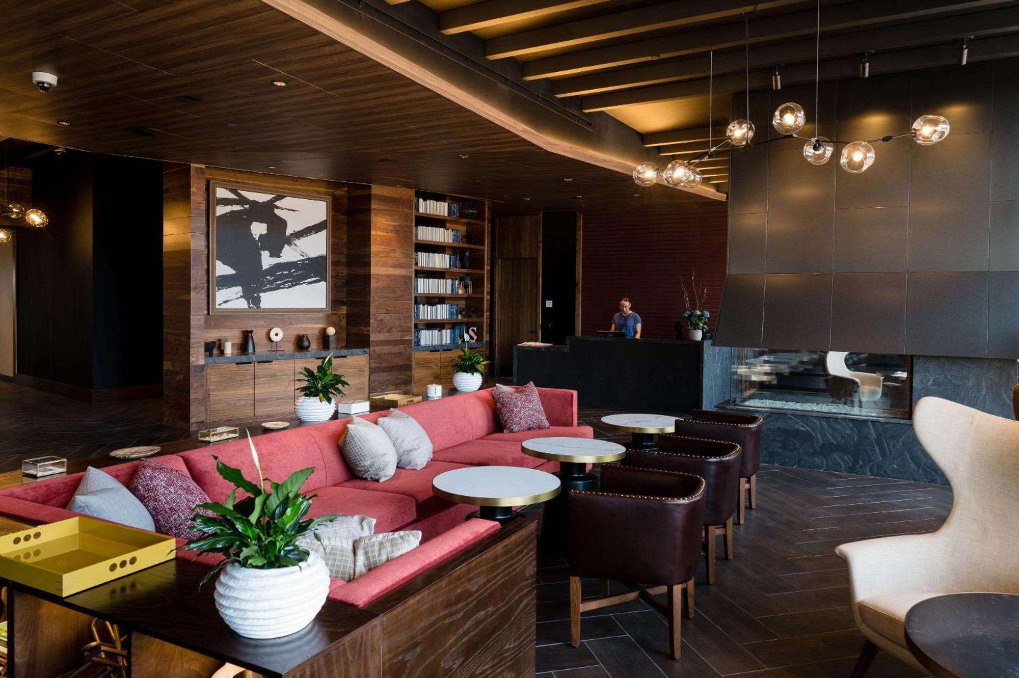 Cambria Hotel Boston ซอเมอร์วิลล์ ภายนอก รูปภาพ